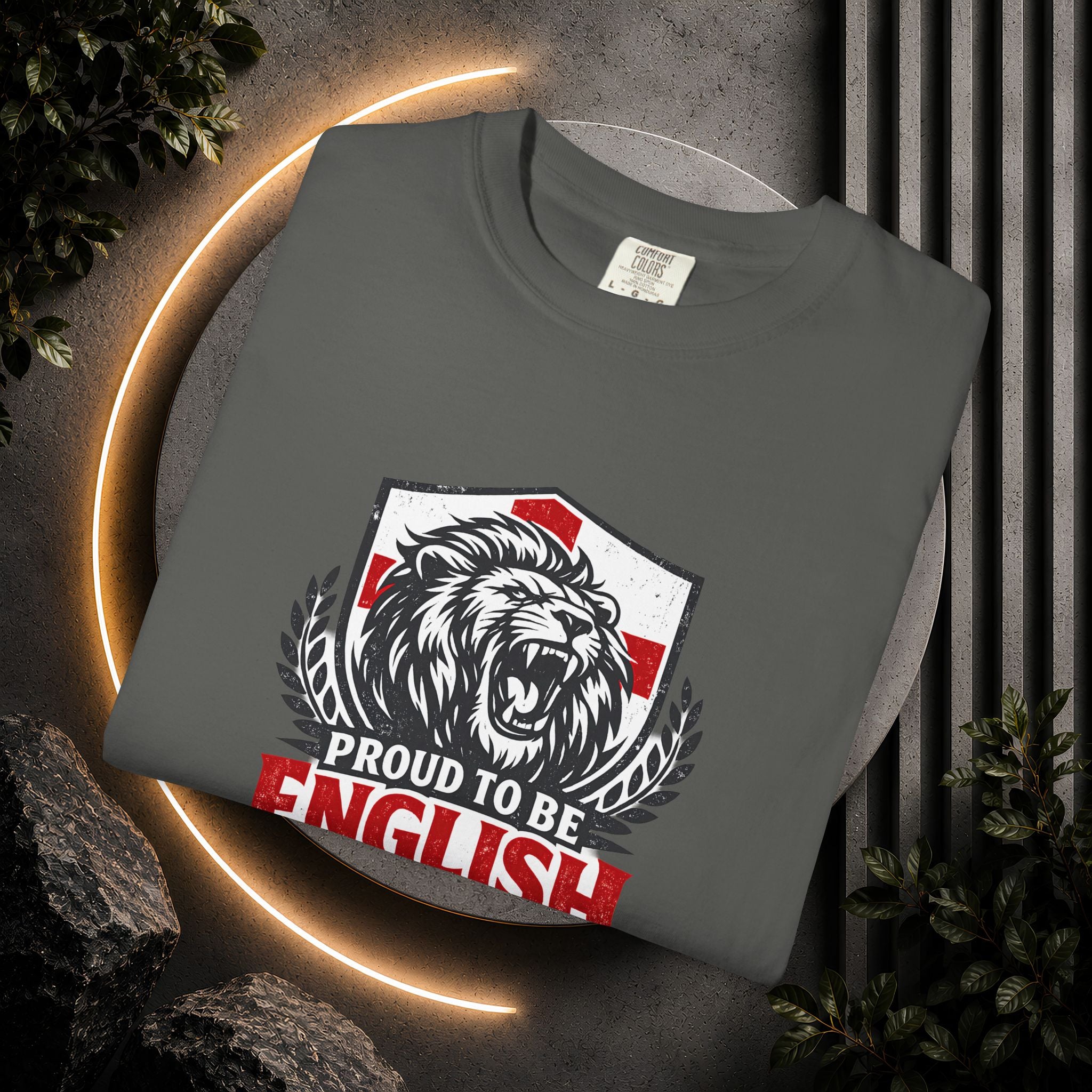 Proud to Be English T-Shirt — Lion Crest Tee
