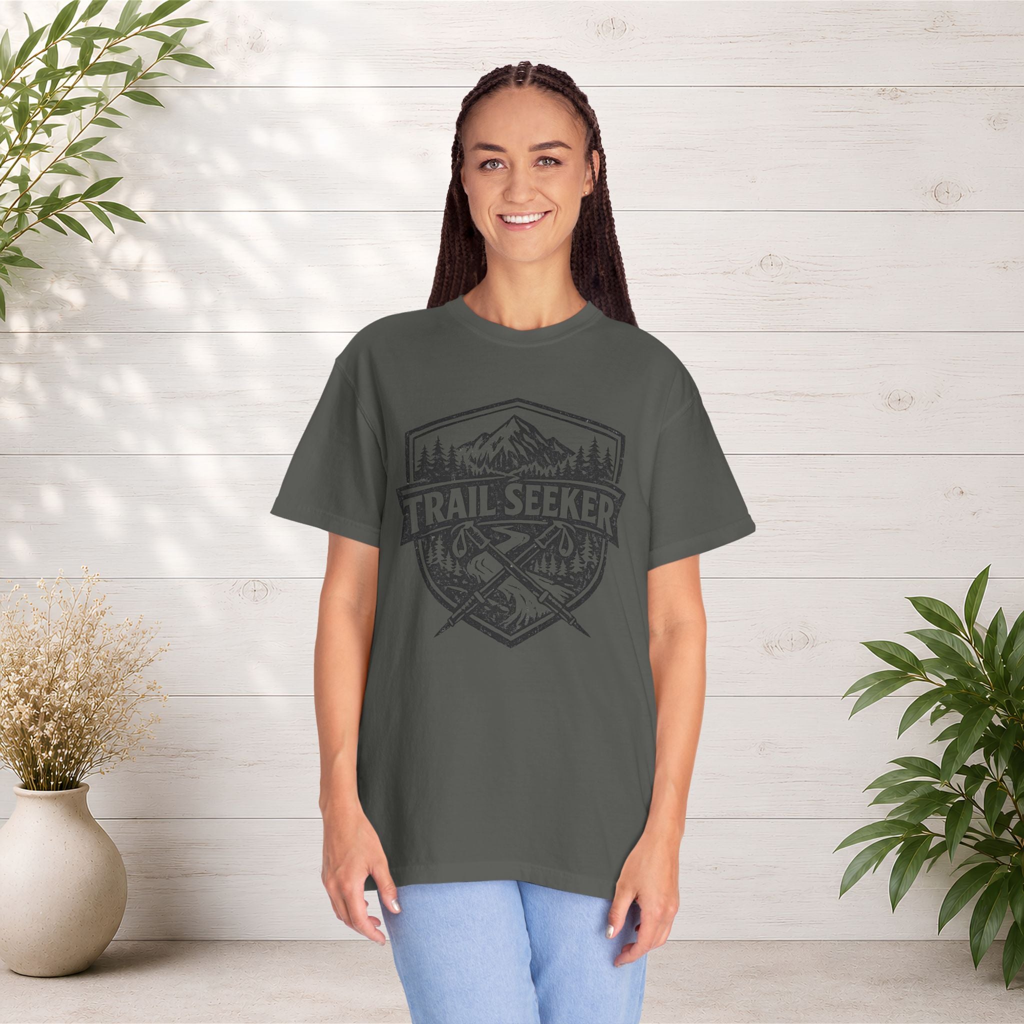 Trail Seeker T‑Shirt — Vintage Mountain Hiking Tee