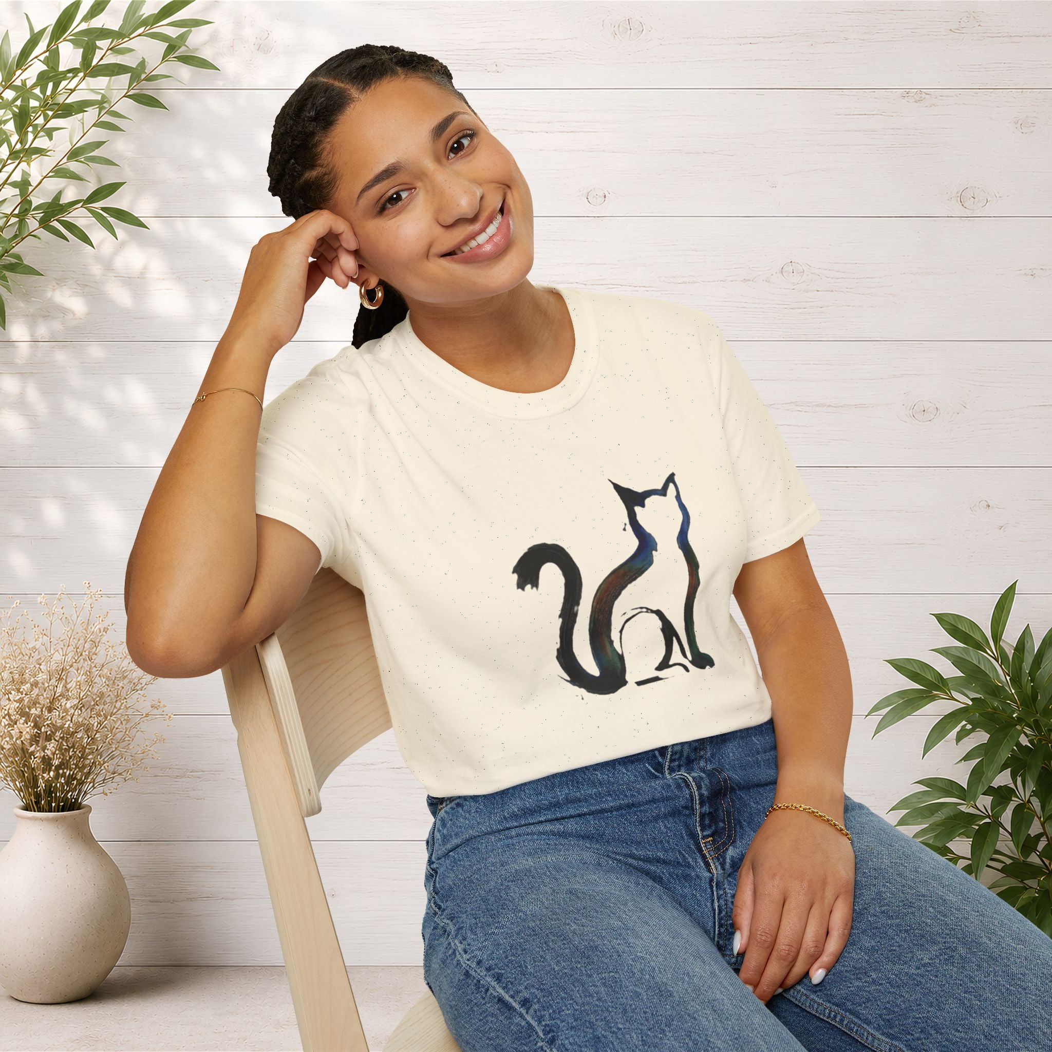 Silhouette Cat Illustration T-Shirt | Minimal Cat Artwork