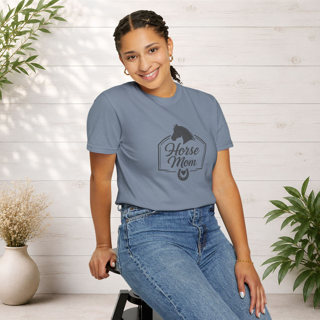 Horse Mom T-Shirt — Equestrian Tee with Horse Silhouette & Horseshoe