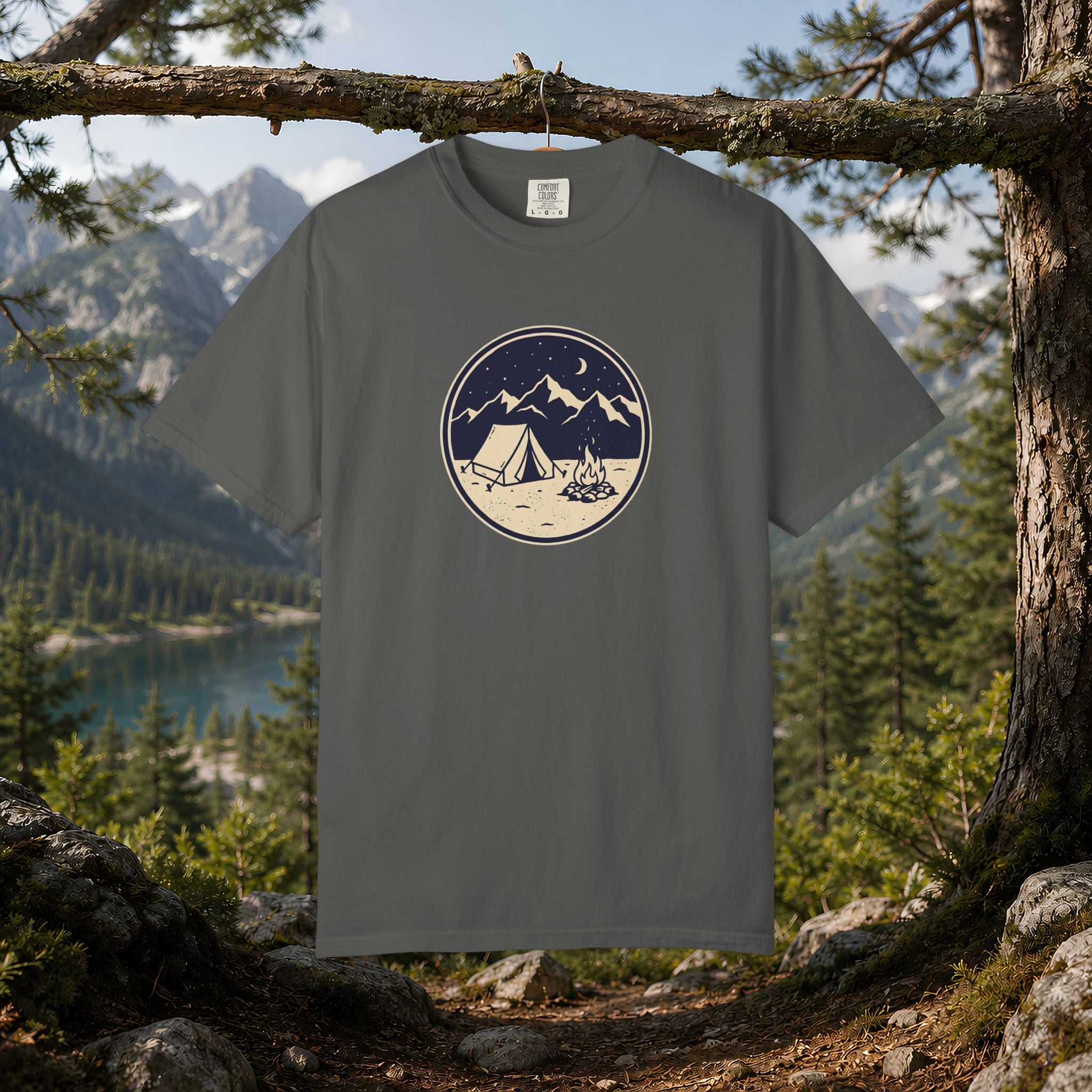 Mountain Camping Circle Art T-shirt | Tent Campfire Outdoors Tee
