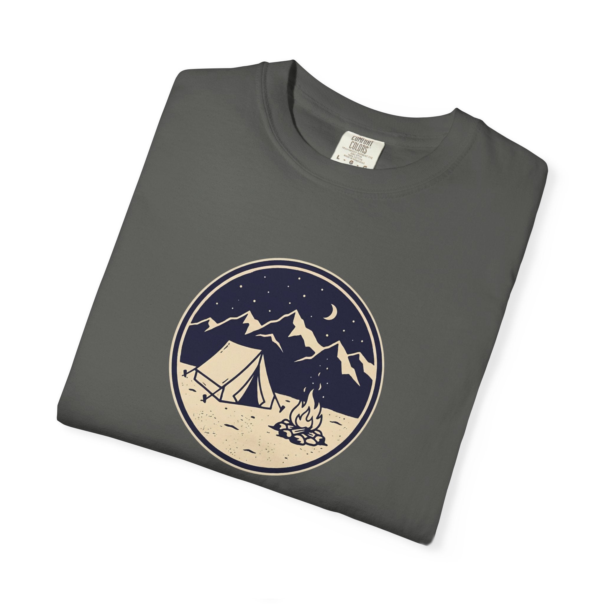 Mountain Camping Circle Art T-shirt | Tent Campfire Outdoors Tee