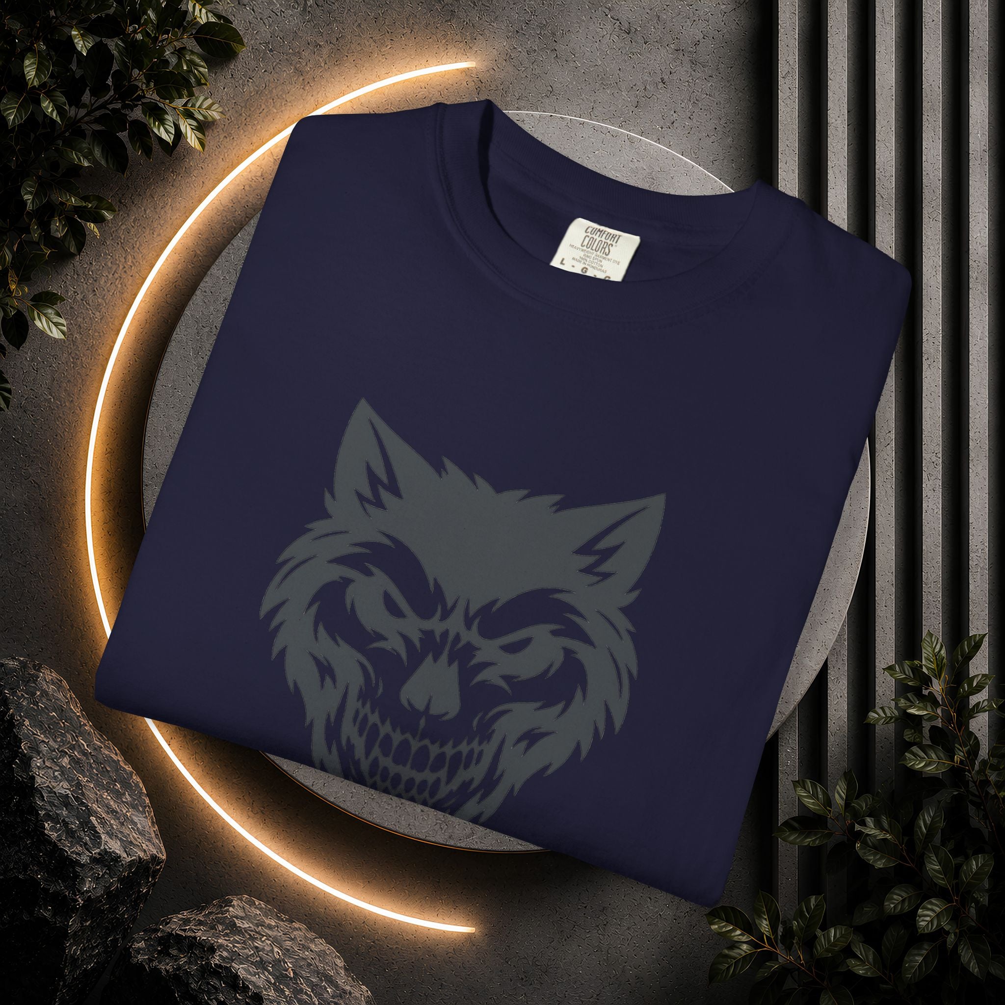 Wolf Skull Graphic T-Shirt — Edgy Horror Animal Tee