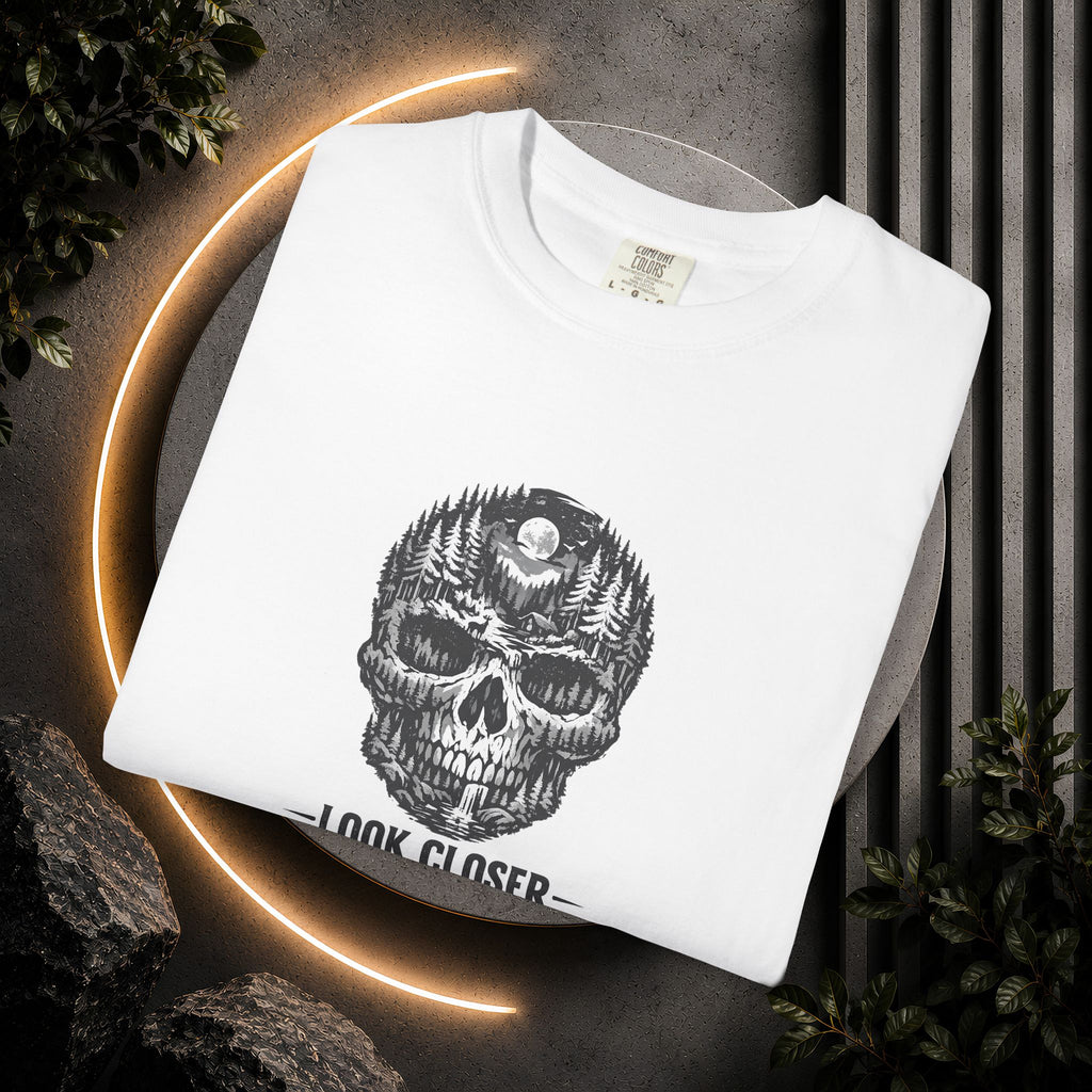 Skull Forest 'Look Closer' Graphic T-Shirt