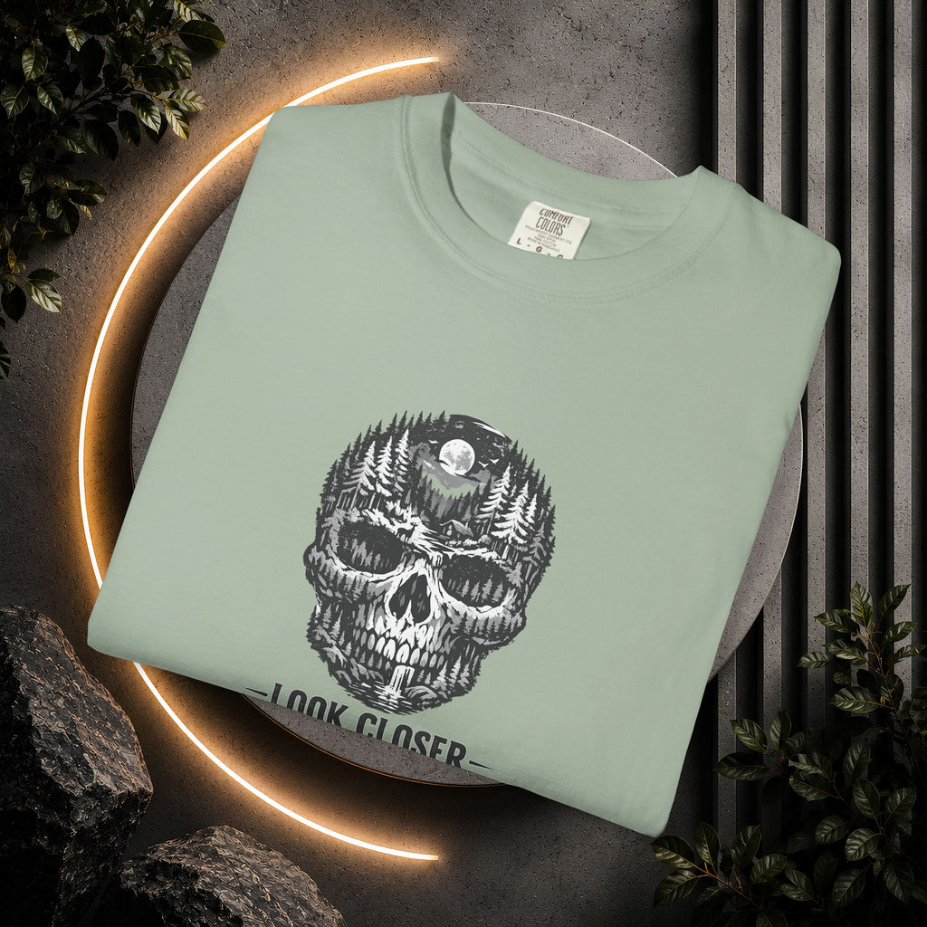 Skull Forest 'Look Closer' Graphic T-Shirt