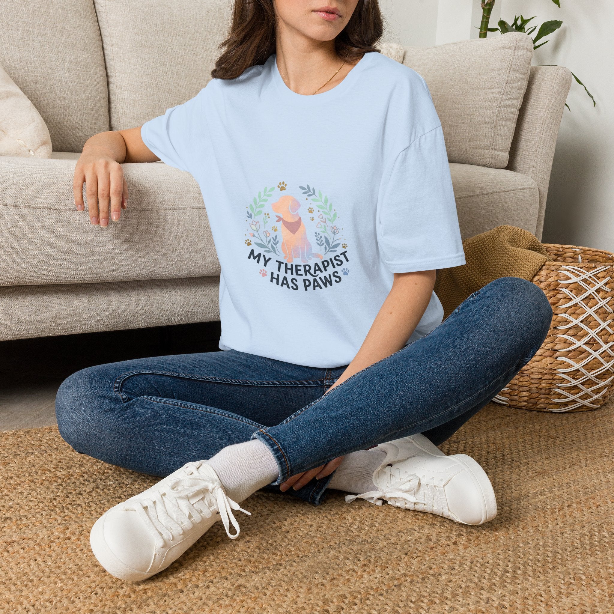 Golden Retriever "My Therapist Has Paws" T-Shirt | Dog Lover Tee
