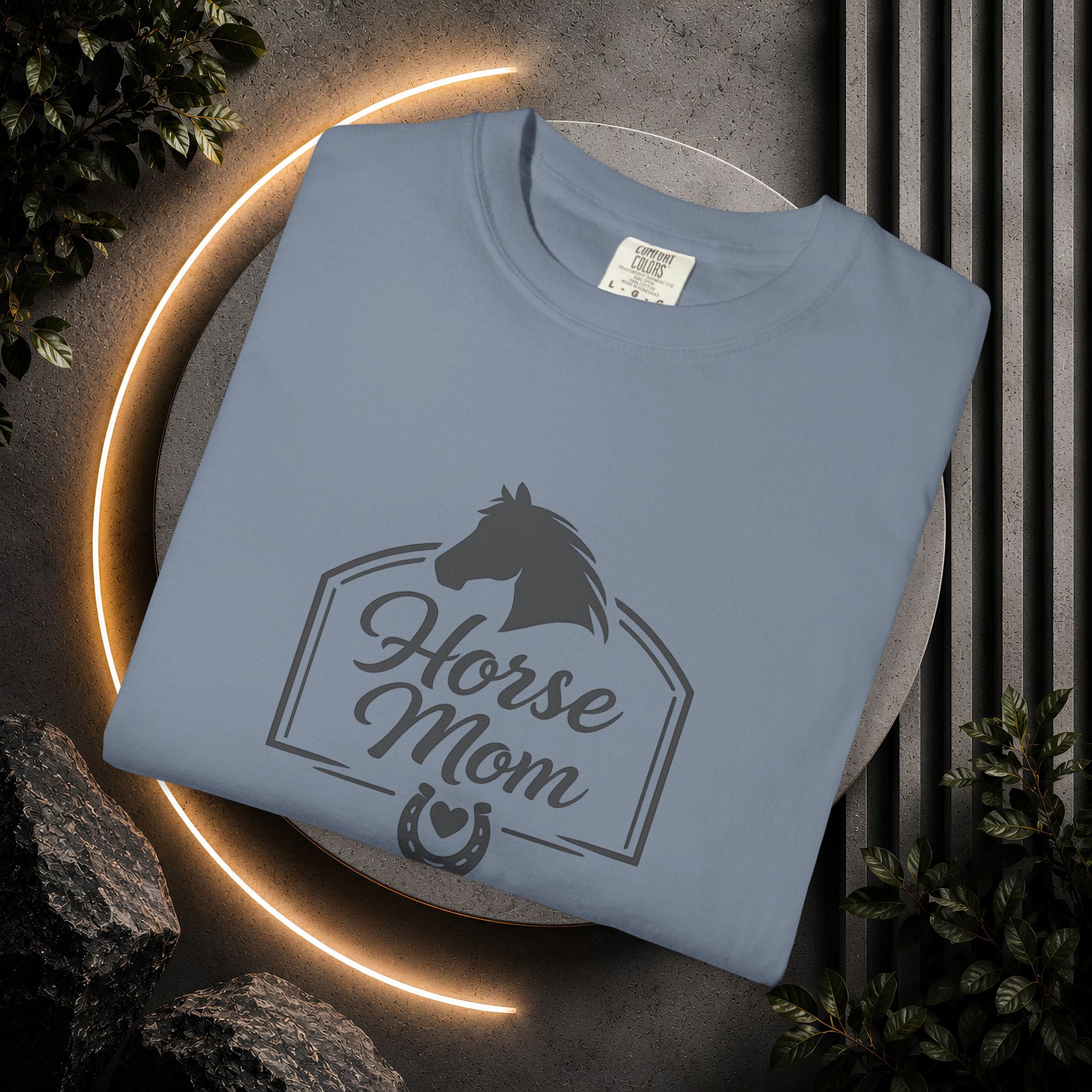 Horse Mom T-Shirt — Equestrian Tee with Horse Silhouette & Horseshoe