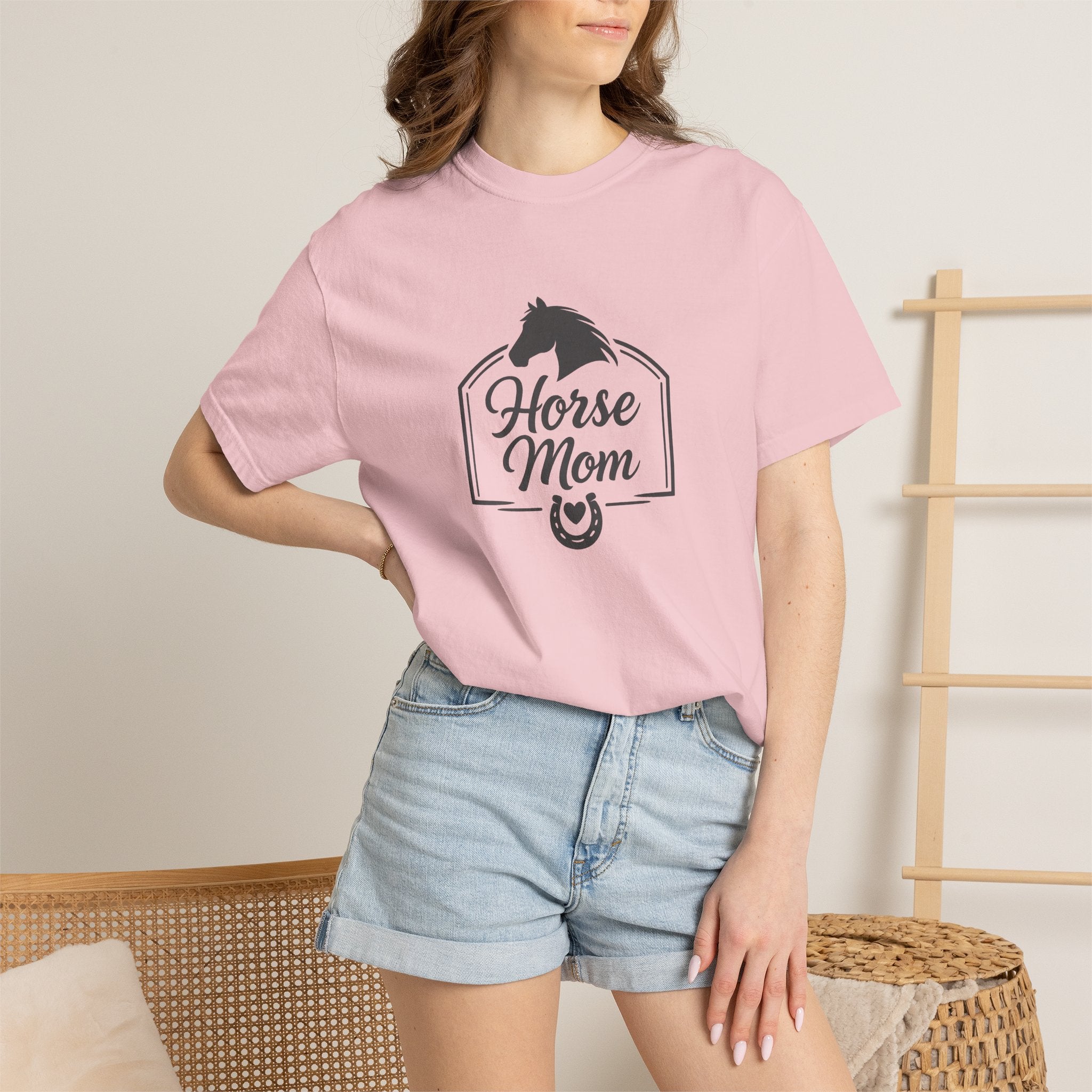 Horse Mom T-Shirt — Equestrian Tee with Horse Silhouette & Horseshoe