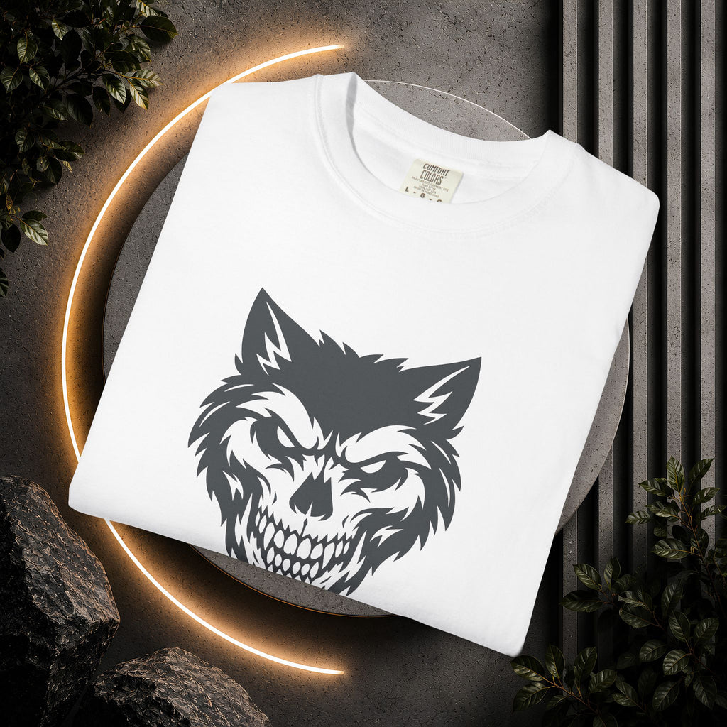 Wolf Skull Graphic T-Shirt — Edgy Horror Animal Tee
