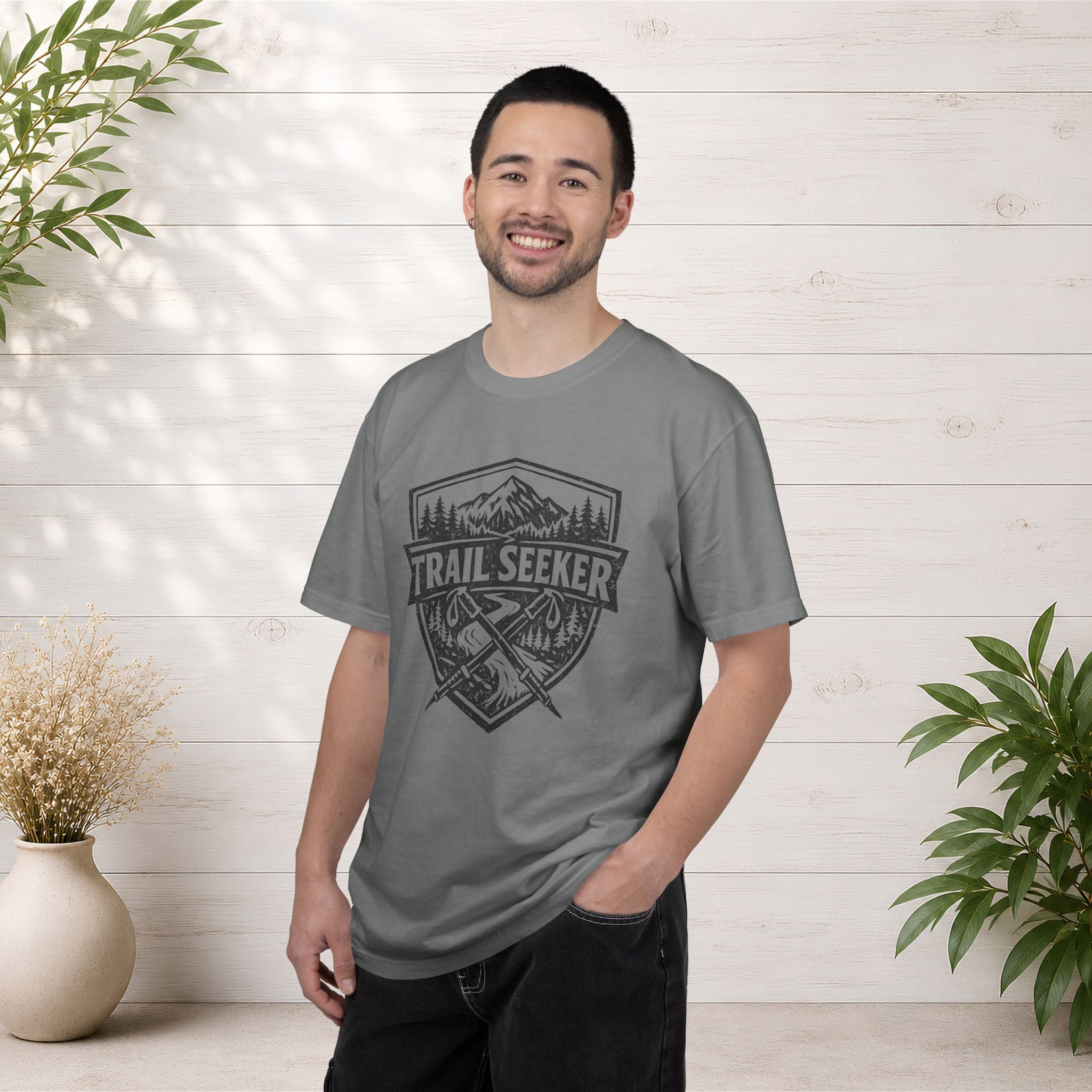Trail Seeker T‑Shirt — Vintage Mountain Hiking Tee
