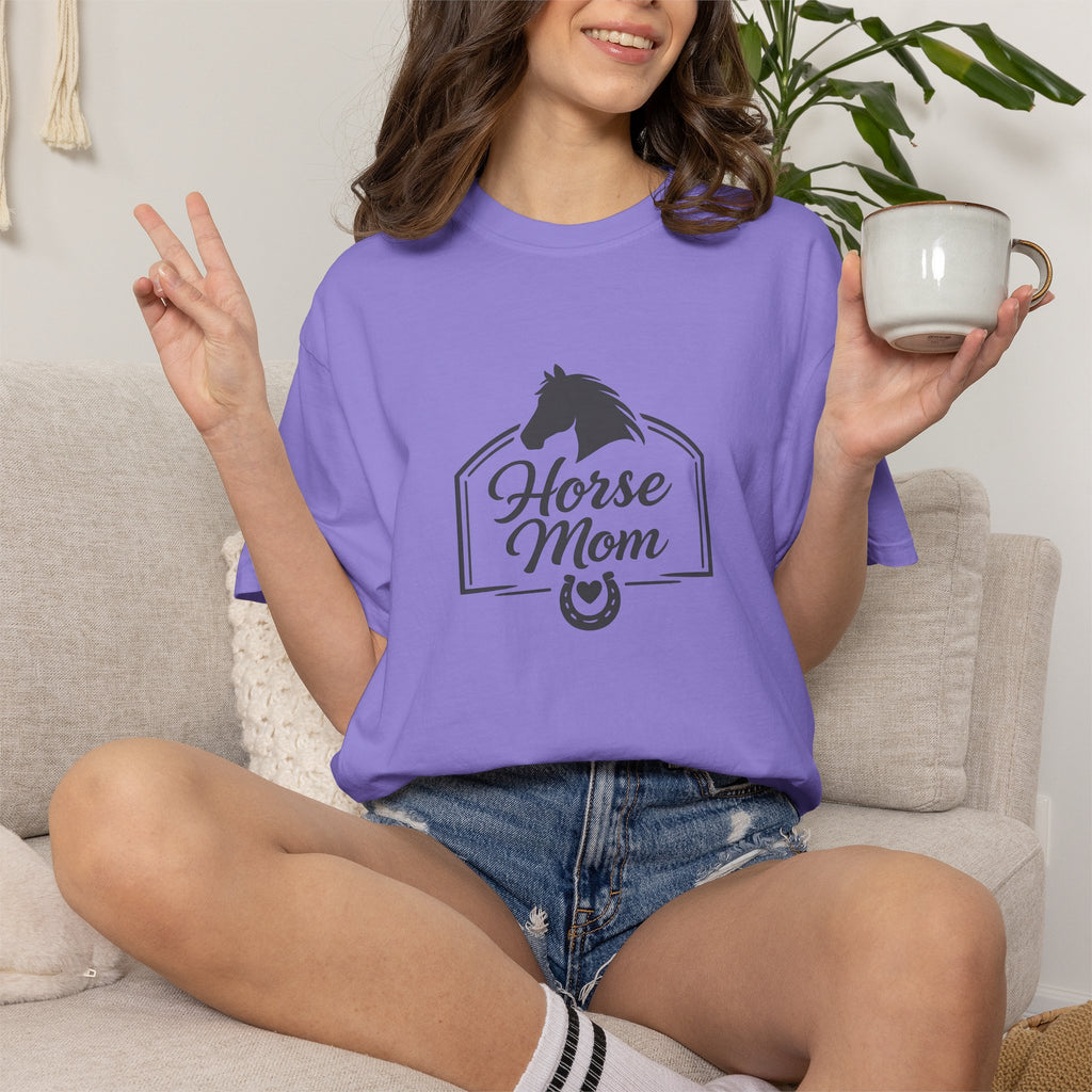Horse Mom T-Shirt — Equestrian Tee with Horse Silhouette & Horseshoe