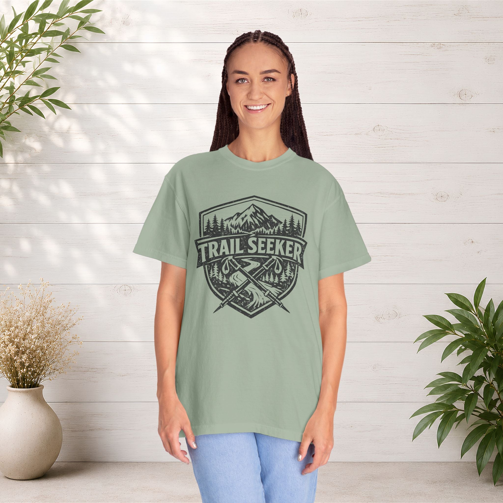 Trail Seeker T‑Shirt — Vintage Mountain Hiking Tee