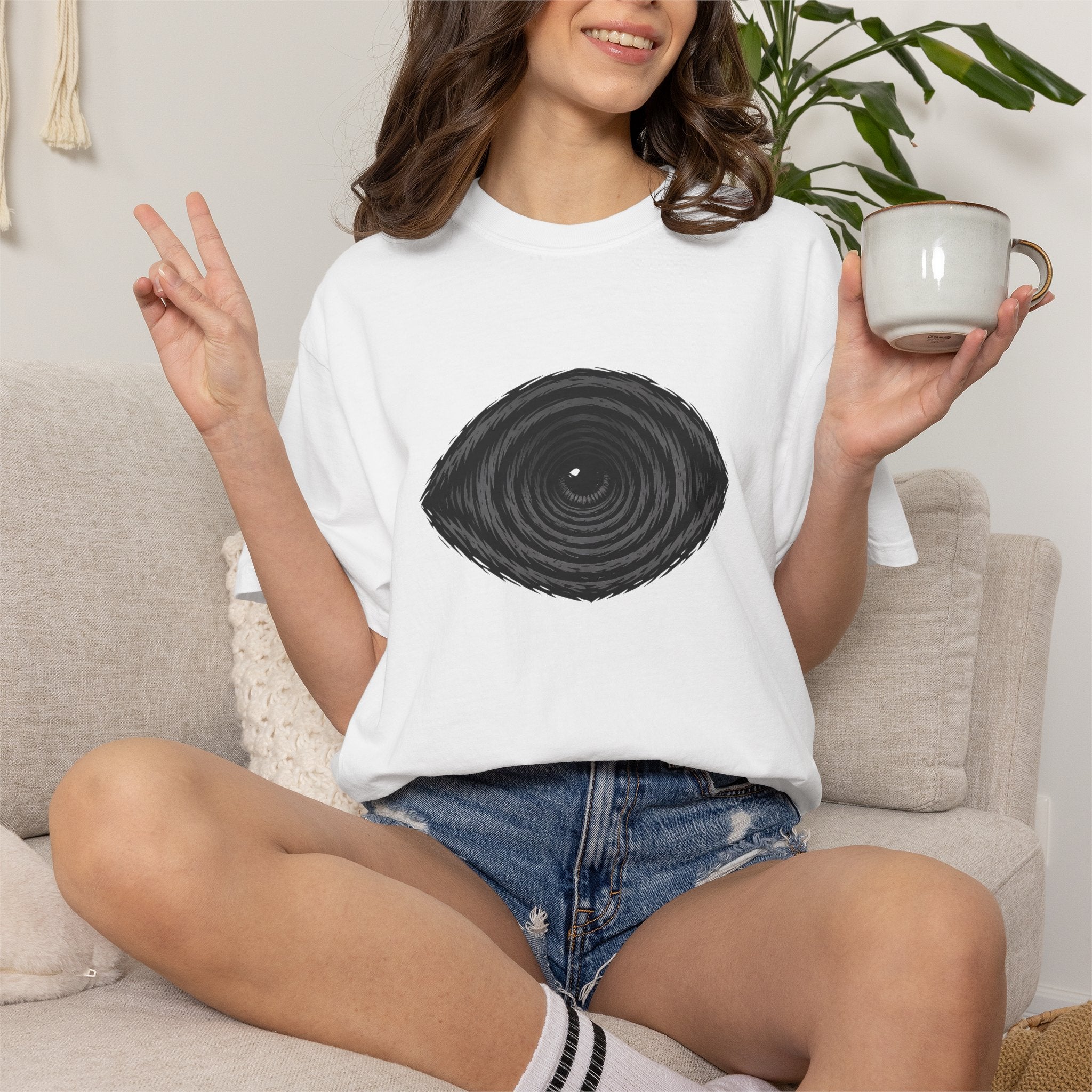 Tree Ring Eye Graphic T-Shirt — Nature-Inspired Minimalist Tee