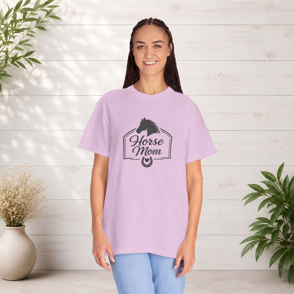 Horse Mom T-Shirt — Equestrian Tee with Horse Silhouette & Horseshoe