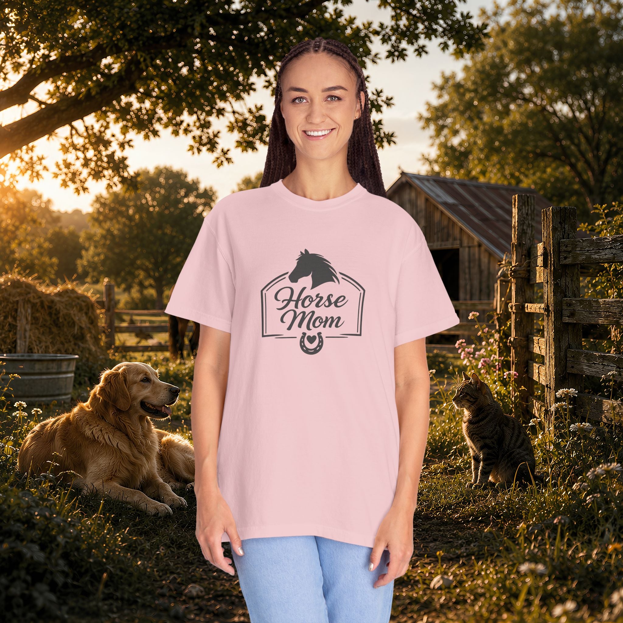 Horse Mom T-Shirt — Equestrian Tee with Horse Silhouette & Horseshoe