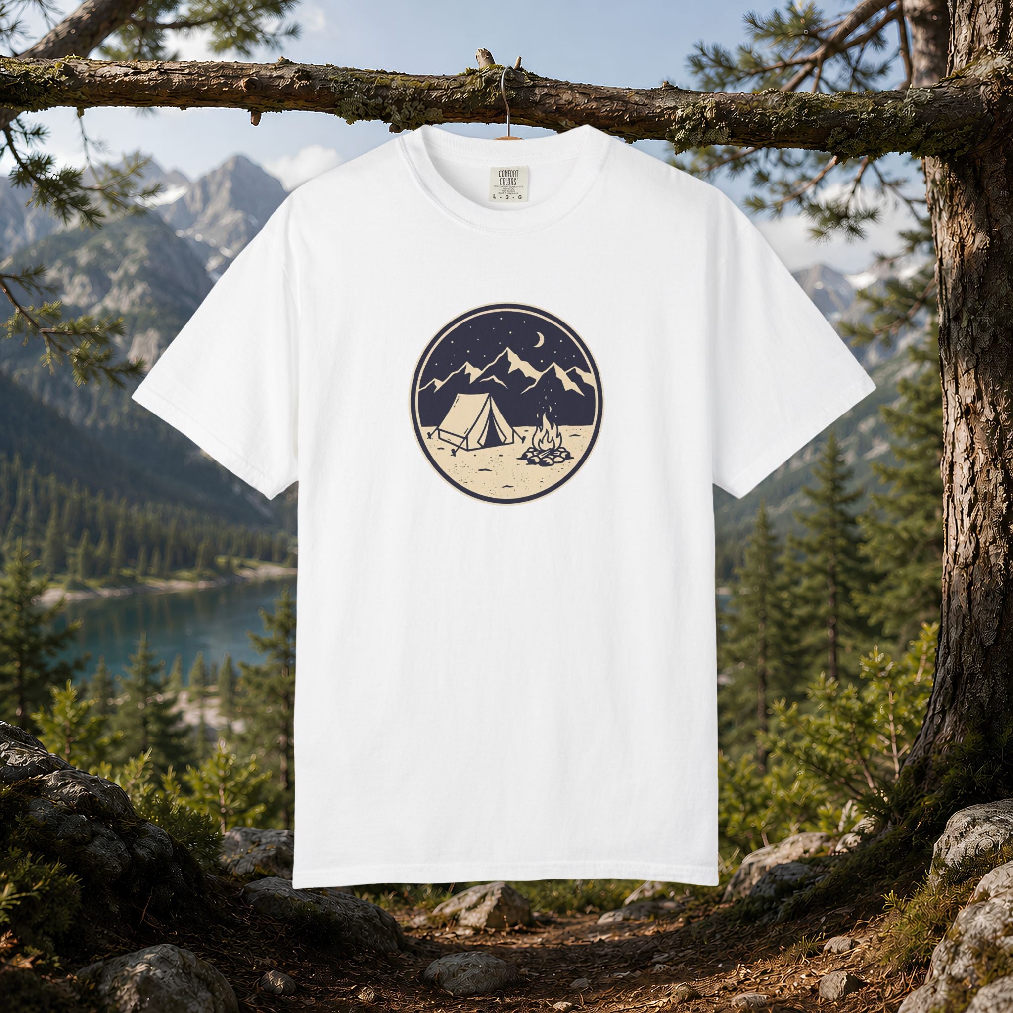 Mountain Camping Circle Art T-shirt | Tent Campfire Outdoors Tee